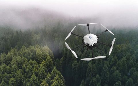 系住每一次飞行 · 守护每一份责任 —— 云翼航空 · 系留 带线无人机产品手册