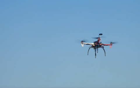 低空风口已经爆发！行业争抢“装调检修人才”，企鹅低空学院毕业即对接就业机会