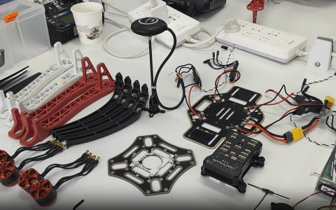 企鹅低空学院低空飞行器装调检修课程今日开班：夯实技术基础，迎接低空未来